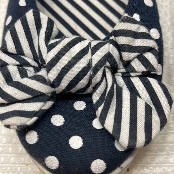 Union Bay Black Polka Dot Shoes Fabric Bow & Shoe Size 8.5 - Picture 2 of 8